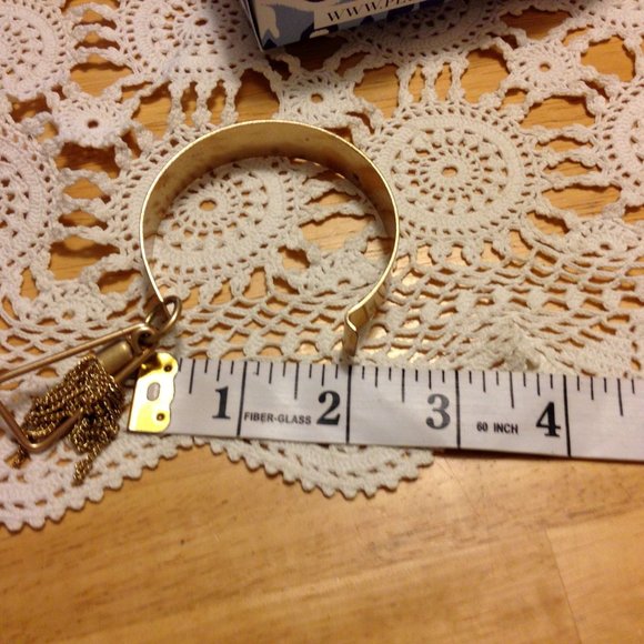 Women's Jewelry, Plunder Designs Mary Ellen bracelet - Picture 6 of 10